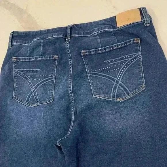 Seven7 For All Mankind Pull On Weekend Capri Women's Size 20 Embellished Pockets - Picture 5 of 10